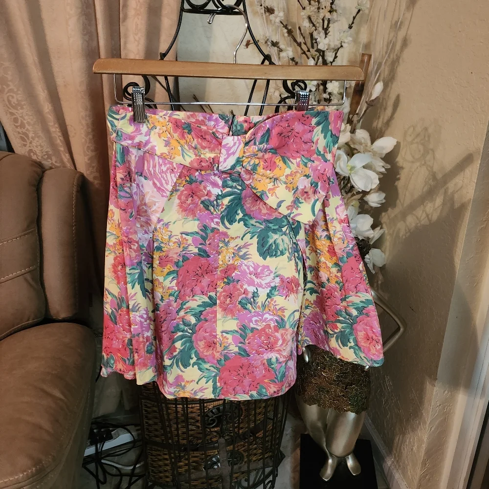 ZARA Floral Belted Bow Front Skirt Size S NEW
